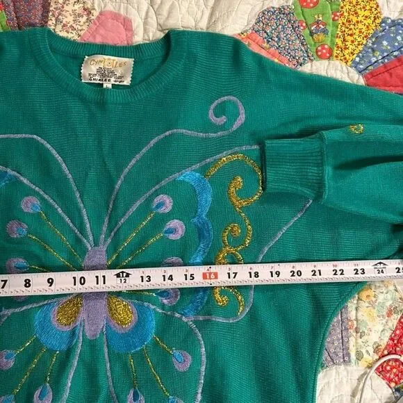 Vintage 60s CYN LES Embroidered Sweater Size L Shirlee designs Floral Butterfly